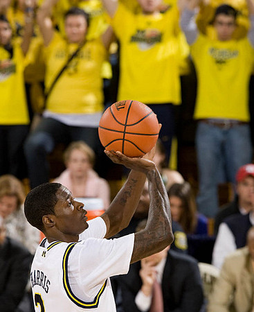 Manny Harris (3)