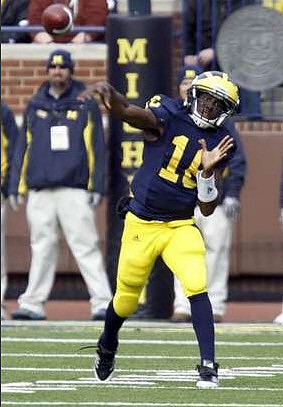 Denard Robinson (16)