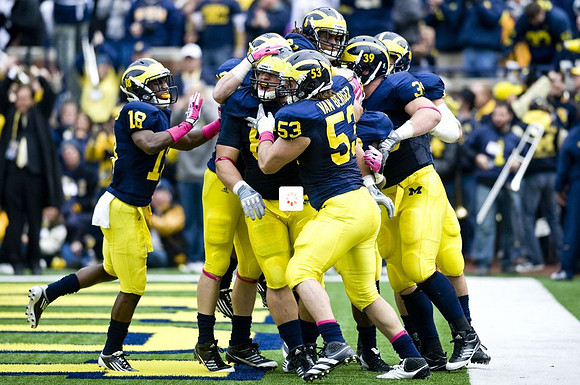 Blake Countess (18), Mike Martin (68), Ryan Van Bergen (53), J.T. Floyd (8), and Will Heininger (39)