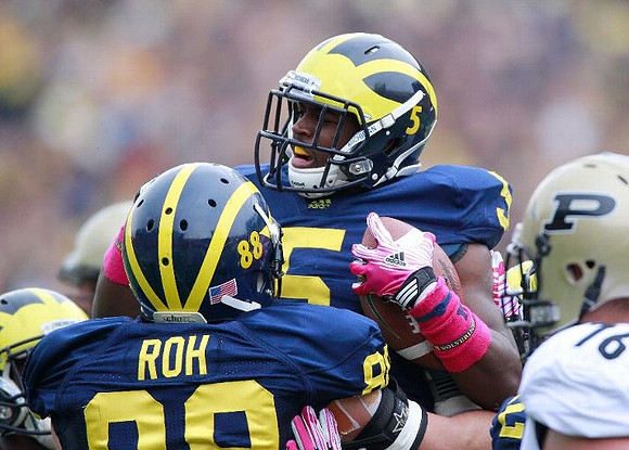 Craig Roh (88) and Courtney Avery (5)