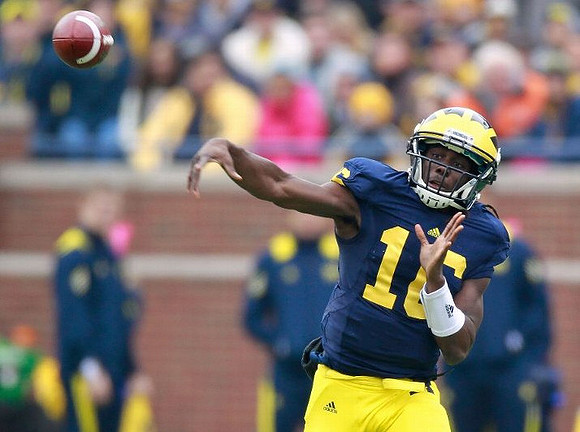 Denard Robinson (16)