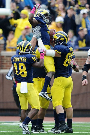 Mike Martin (68), Blake Countess (18), Courtney Avery (5), and Craig Roh (88)