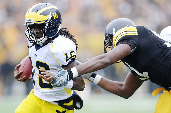 Denard Robinson (16)