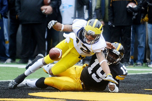 Roy Roundtree (12)