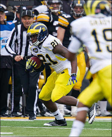 Junior Hemingway (21) and Kelvin Grady (19)