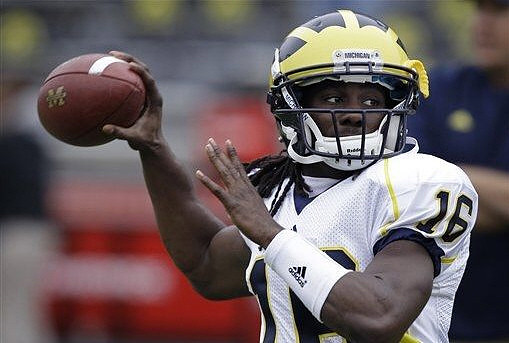Denard Robinson (16)