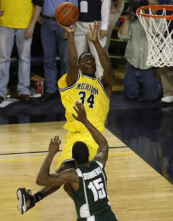 DeShawn Sims (34)