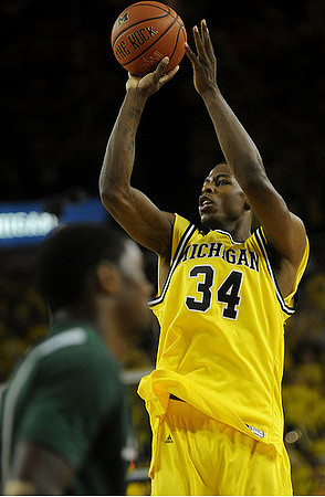 DeShawn Sims (34)