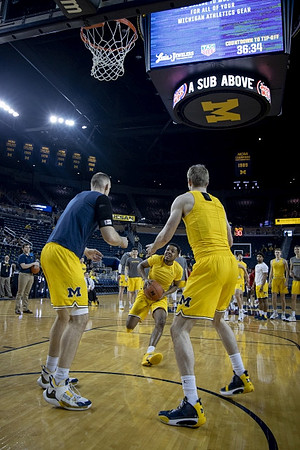 Austin Davis (51), Jaron Faulds (44), and Rico Ozuna-Harrison (14)