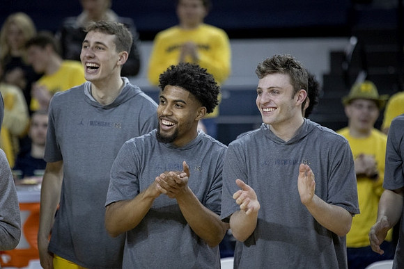 Franz Wagner (21), David DeJulius (0), and Luke Wilson (32)