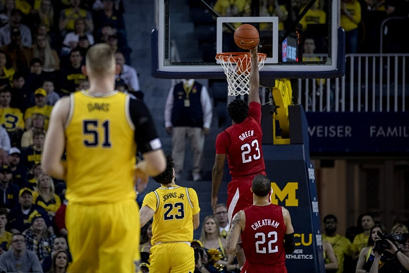 Austin Davis (51) and Brandon Johns Jr. (23)