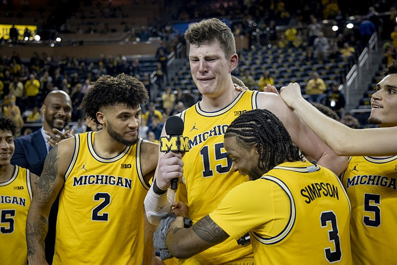 Eli Brooks (55), Isaiah Livers (2), Jon Teske (15), Zavier Simpson (3), and Adrien Nunez (5)
