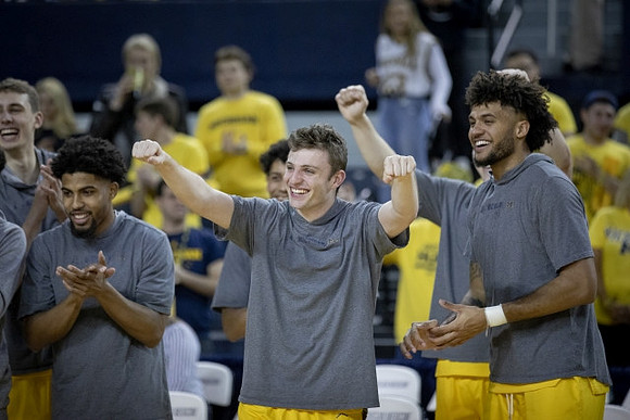 Franz Wagner (21), David DeJulius (0), Eli Brooks (55), Luke Wilson (32), and Isaiah Livers (2)