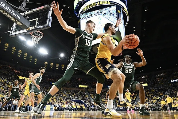 Will Tschetter (42) and Olivier Nkamhoua (13)