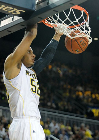 Jordan Morgan (52)