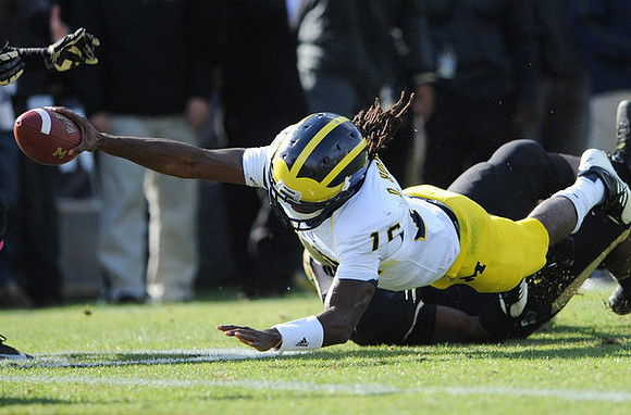 Denard Robinson (16)