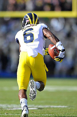 Raymon Taylor (6)