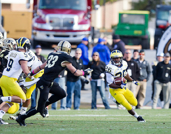 Courtney Avery (5), Drew Dileo (9), and Dennis Norfleet (26)