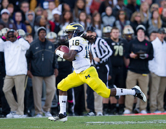 Denard Robinson (16)