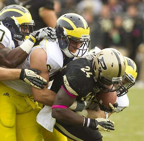 Brandin Hawthorne (7), Craig Roh (88), and Cameron Gordon (4)