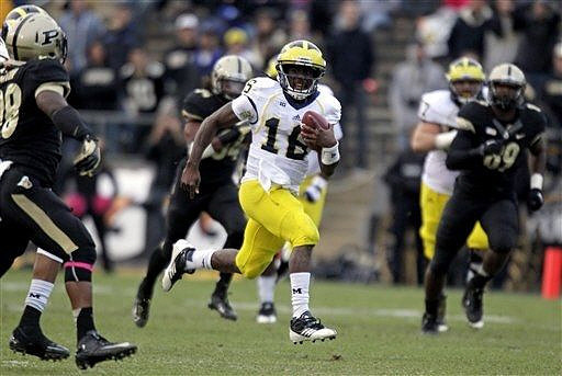 Denard Robinson (16)