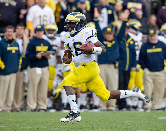 Denard Robinson (16)