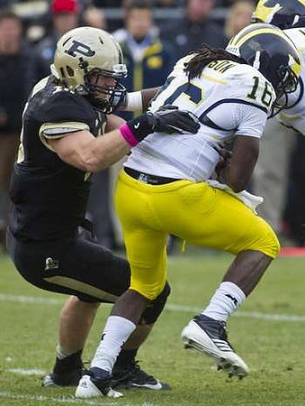 Denard Robinson (16)