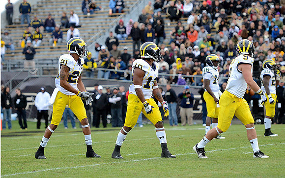 Roy Roundtree (21), Jeremy Gallon (10), Denard Robinson (16) , Drew Dileo (9) and Fitzgerald Toussaint (28)