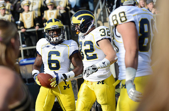 Raymon Taylor (6), Jordan Kovacs (32), and Craig Roh (88)