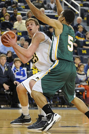 Evan Smotrycz (23)