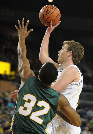 Evan Smotrycz (23)