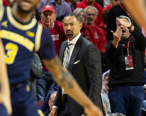 Juwan Howard and Zavier Simpson (3)