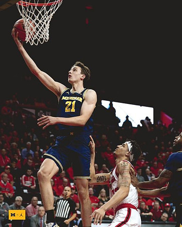 Franz Wagner (21) and Zavier Simpson (3)