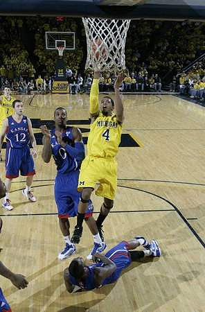 Darius Morris (4) and Stu Douglass (1)