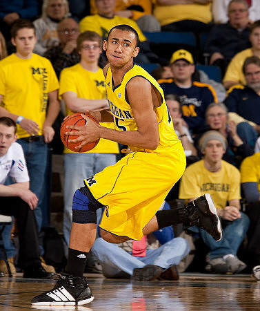 Jon Horford (15)