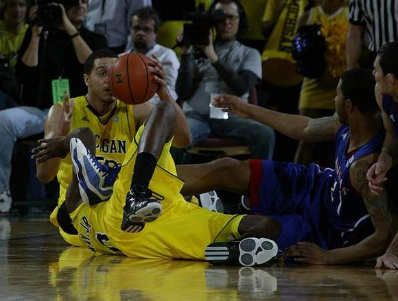 Jordan Morgan (52) and Tim Hardaway Jr. (10)
