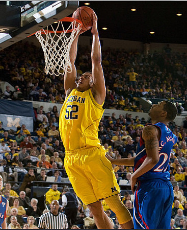Jordan Morgan (52)