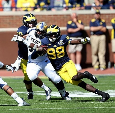 Devin Gardner (98) and Jack Miller (60)
