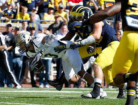 James Ross (15), Desmond Morgan (48), and Thomas Gordon (30)