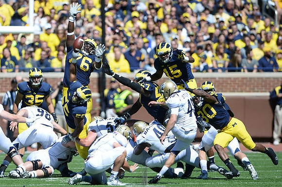 Joe Bolden (35), Jibreel Black (55), Quinton Washington (76), Frank Clark (57), and Thomas Gordon (30)