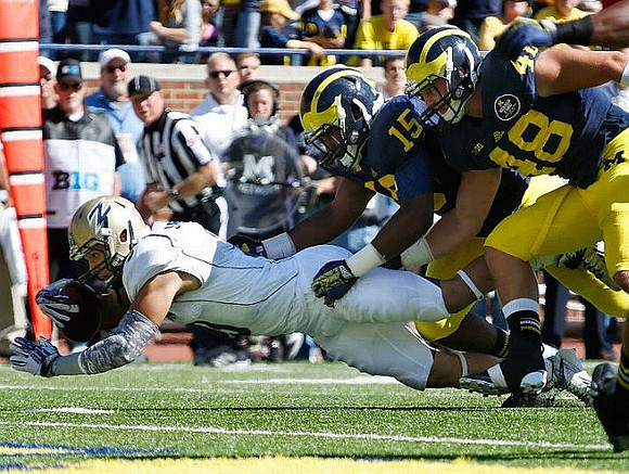 James Ross (15) and Desmond Morgan (48)