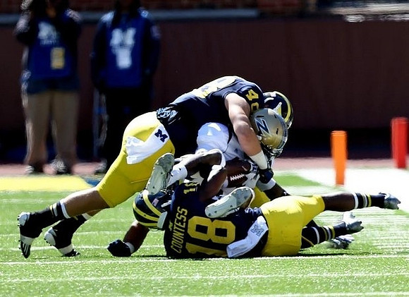 Blake Countess (18) and Desmond Morgan (48)