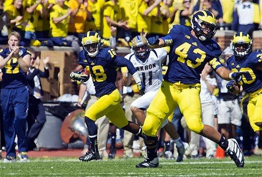 Jake Ryan (47), Blake Countess (18), Chris Wormley (43), and Thomas Gordon (30)