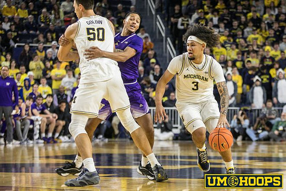 Vladislav Goldin (50) and Tre Donaldson (3)
