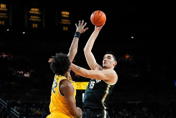 Tarris Reed Jr. (32)