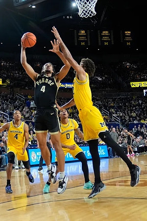 Nimari Burnett (4), Dug McDaniel (0), and Tray Jackson (2)