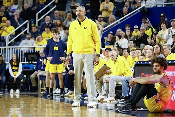 Juwan Howard and Michigan Team