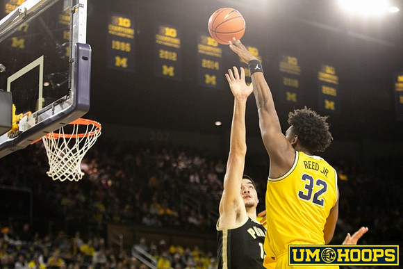 Tarris Reed Jr. (32)