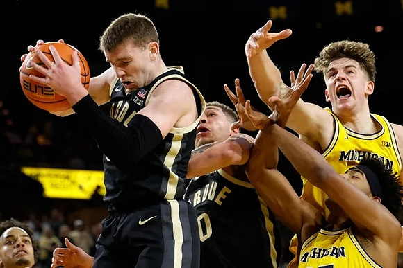 Terrance Williams II (5), Jace Howard (25), and Will Tschetter (42)