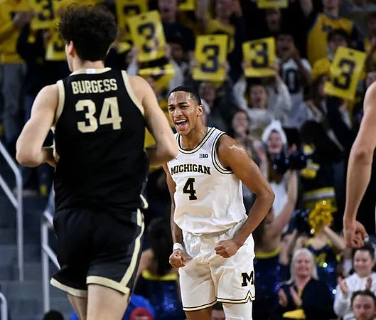 Nimari Burnett (4)